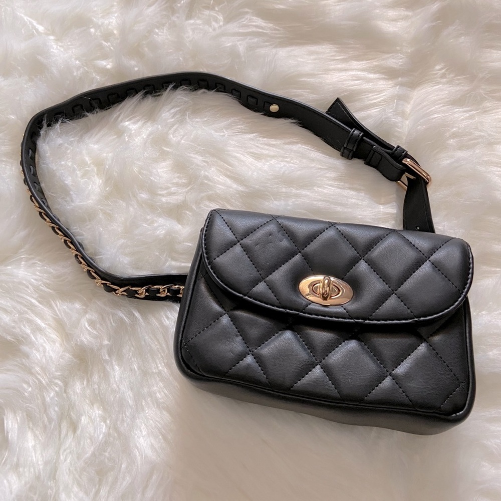Forever 21 - Gold Chain Belt Bag